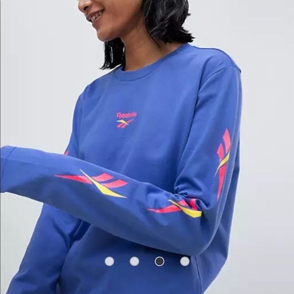 Reebok Long Sleeve T-Shirt With Vector Logo Sleeve - Picture 1 of 9